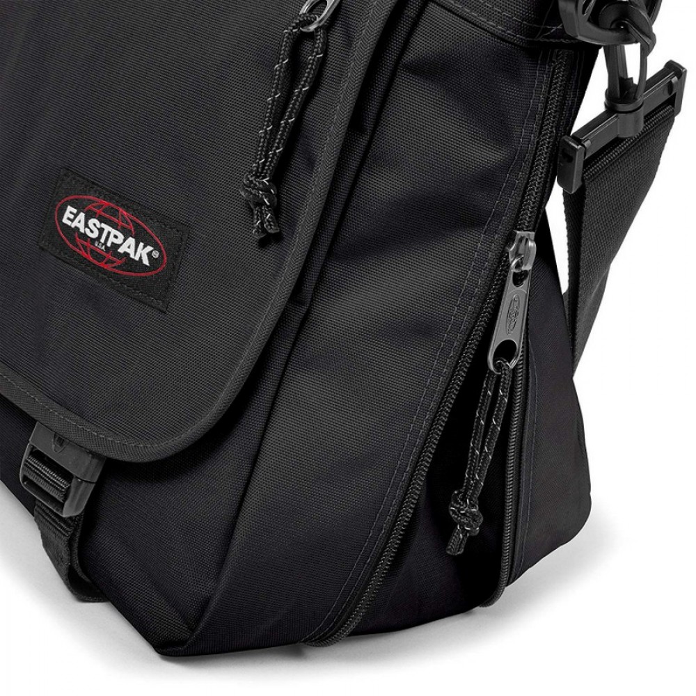 Τσάντα ταχυδρόμου Eastpak Delegate Black